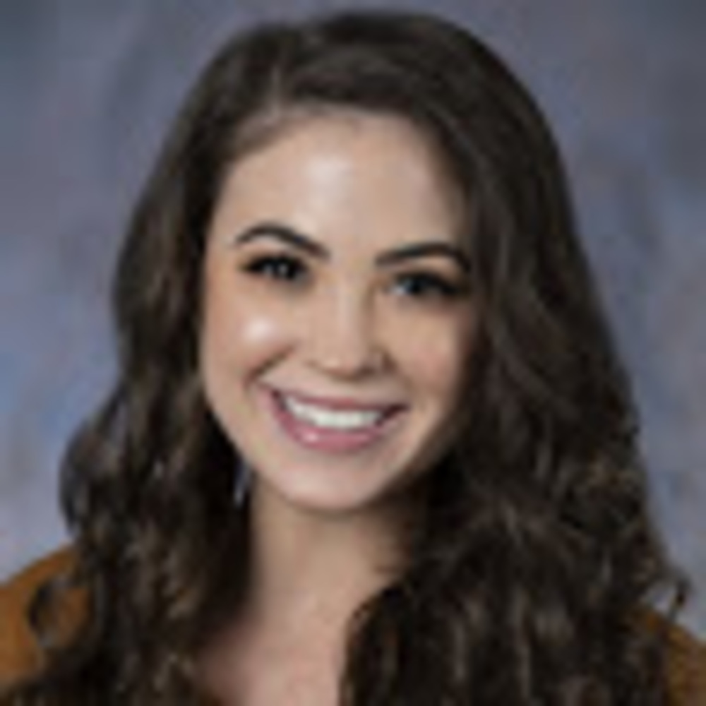 Meet your Posher, Cassie